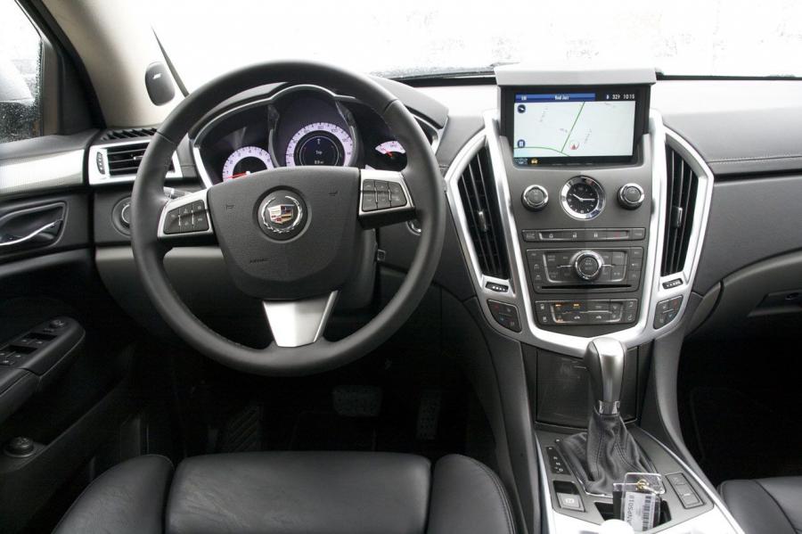  Cadillac SRX Crossover 2010 года  (фото 12 из 95)
